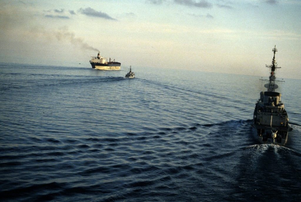 Τι φέρνει η κρίση στη Μέση Ανατολή σε οικονομία, τουρισμό και επιχειρήσεις