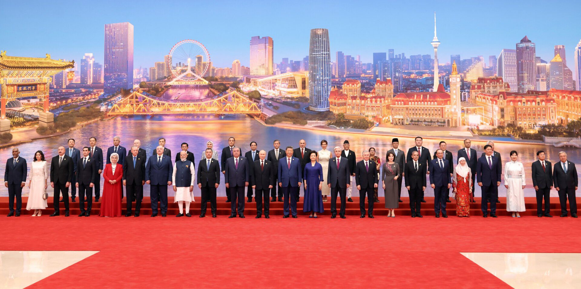 Ο θαυμαστός καινούργιος κόσμος του Σι