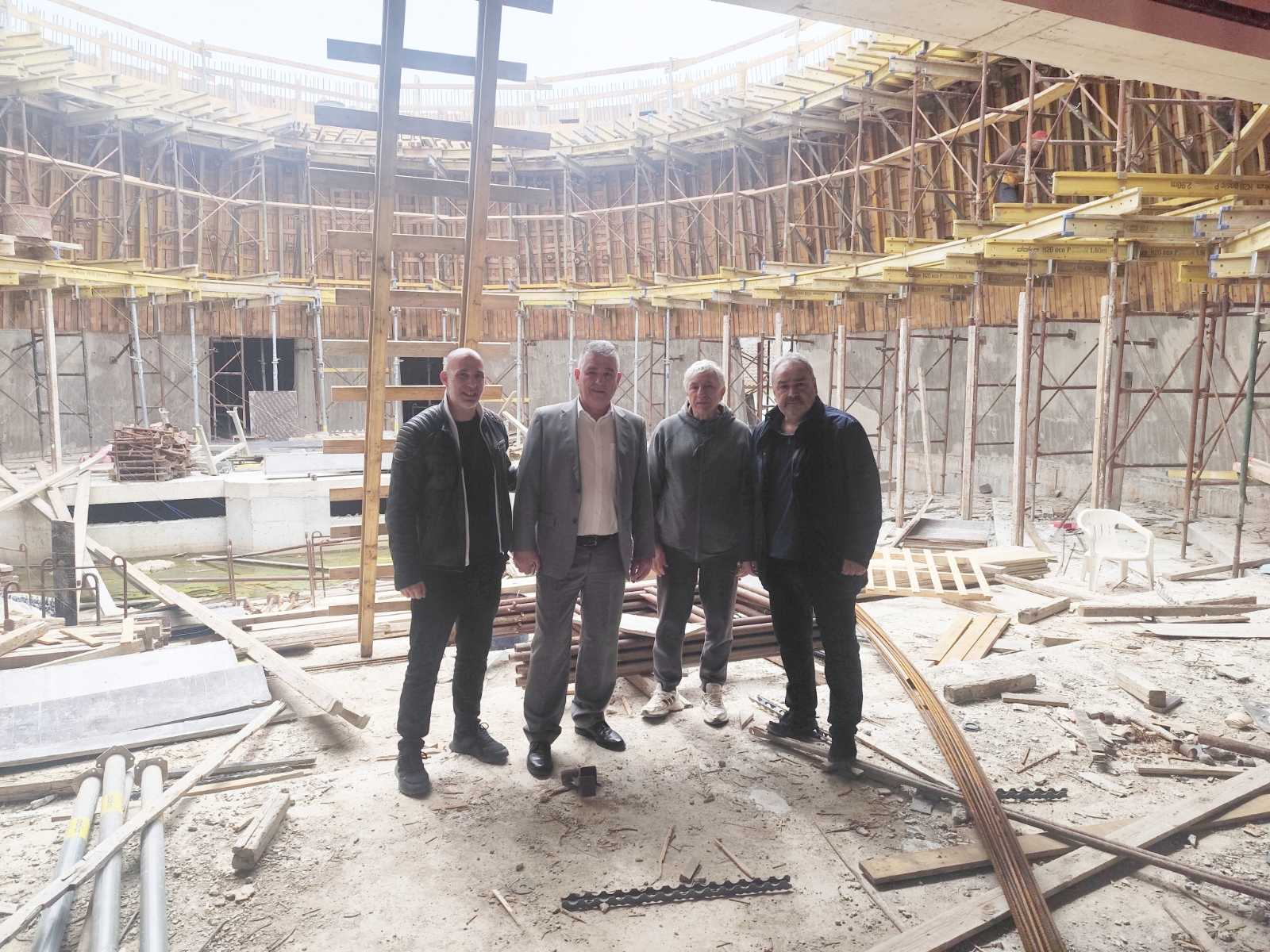 Συνάντηση του Γ.Γ. του Υπουργείου Παιδείας Ι. Κατσαρού με τον Δήμαρχο Πηνειού Α. Καστρινό