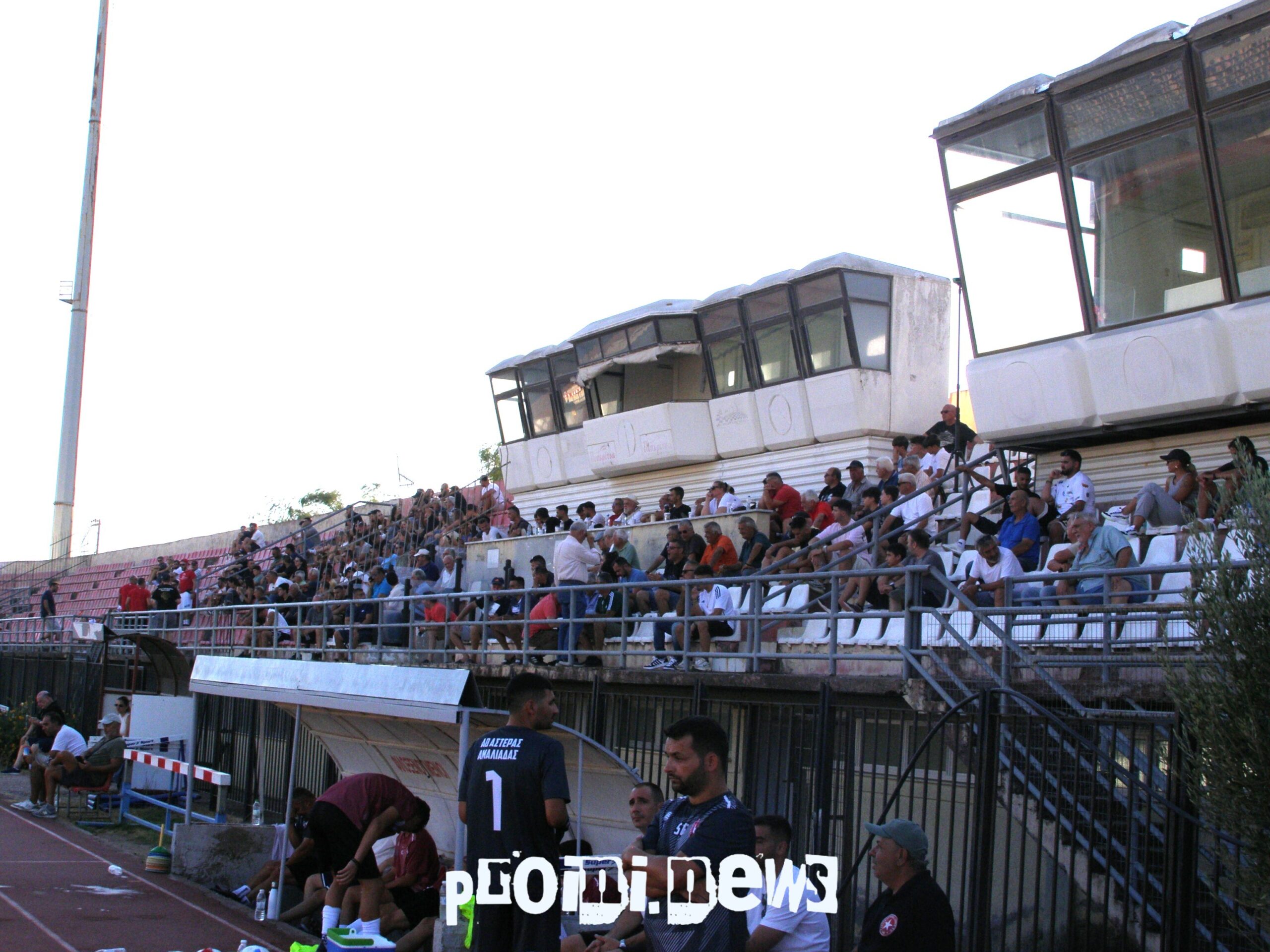 Λίγοι φίλαθλοι στο φιλικό ματς