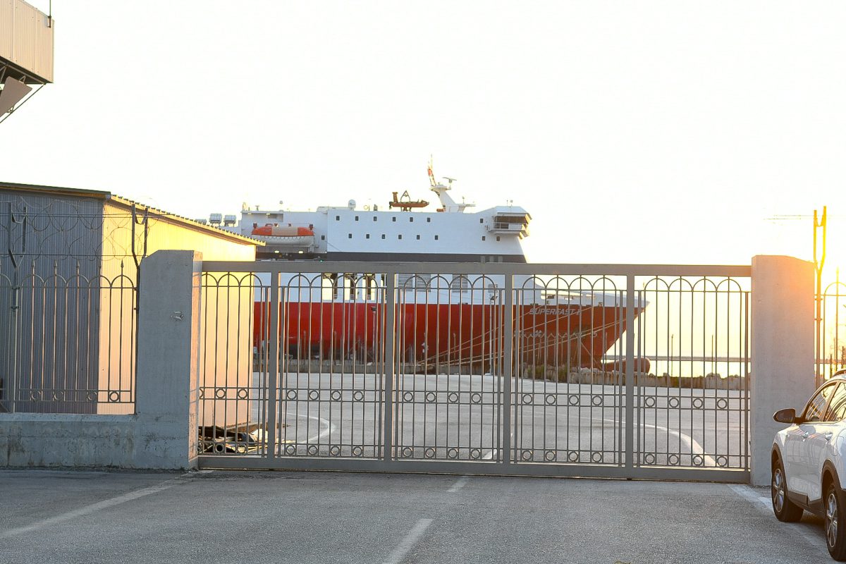 ΠΕΝΕΝ: Λήξη απεργίας σε Πάτρα και Ηγουμενίτσα – Ανοίγουν τα λιμάνια