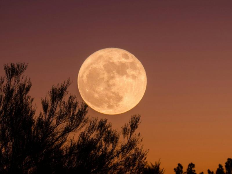 Η πρώτη υπερπανσέληνος του 2025 θα φωτίσει τον ουρανό στις 7 Οκτωβρίου