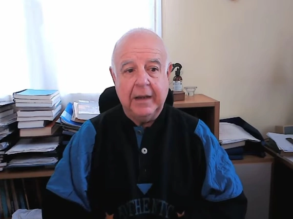 Τι κάνει σήμερα ο Παύλος Χαϊκάλης; Το πάθος με την αστρολογία και η τελευταία τηλεοπτική του εμφάνιση [video]