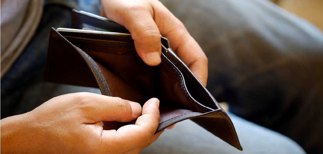 Έρευνα ΕΝΥΠΕΚΚ: Πως ο φόρος εισοδήματος «ροκάνισε» τις ονομαστικές αυξήσεις μισθών