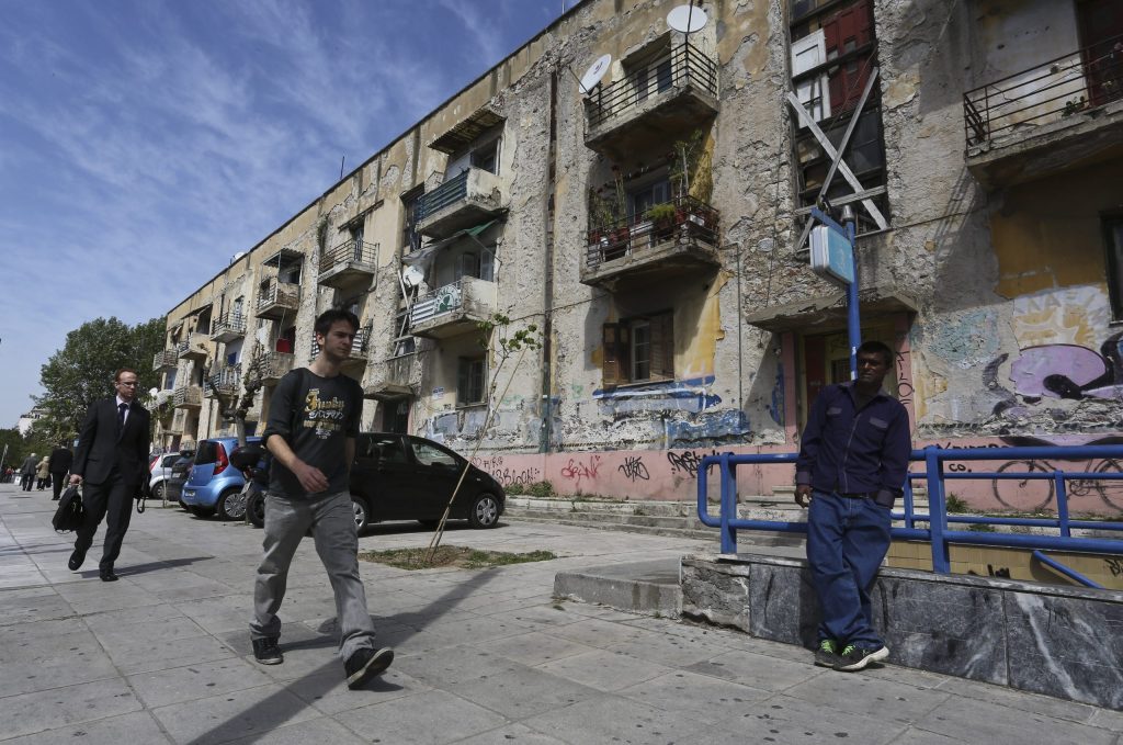 Γιατί τα μπαλκόνια πέφτουν και χωρίς σεισμό