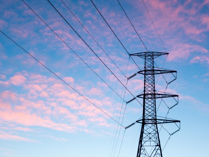 Κίνδυνος τοπικών διακοπών ρεύματος λόγω καύσωνα – Πίεση στο σύστημα και αυξημένοι λογαριασμοί