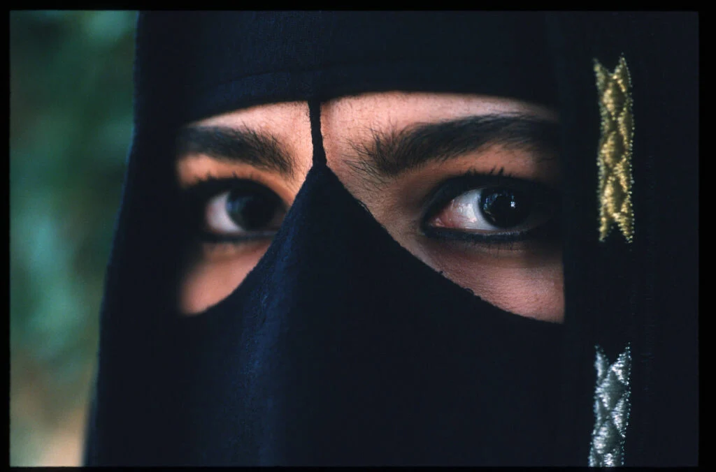 Η Σαουδική Αραβία διαθέτει φυλακές «επιμόρφωσης» για «ανυπάκουες» γυναίκες και είναι κολαστήρια