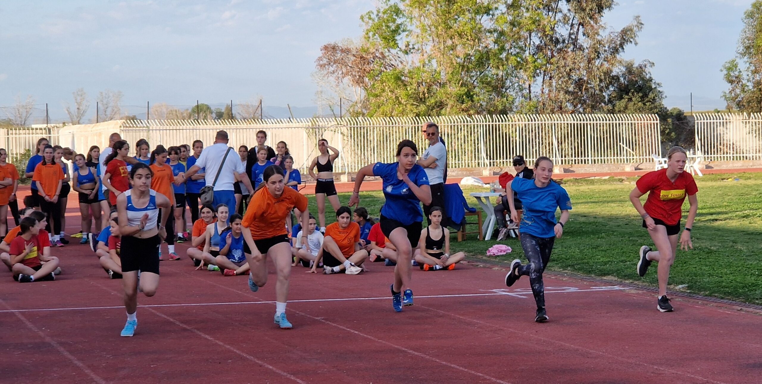 Διασυλλογικό Πρωτάθλημα Ριπτικού Τριάθλου Κ14 στο Δημοτικό Στάδιο Γαστούνης