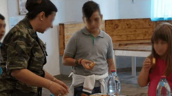 Έρευνα-βιτρίνα από το ΓΕΣ σε ανήλικους μαθητές – Τι τους ρωτάνε