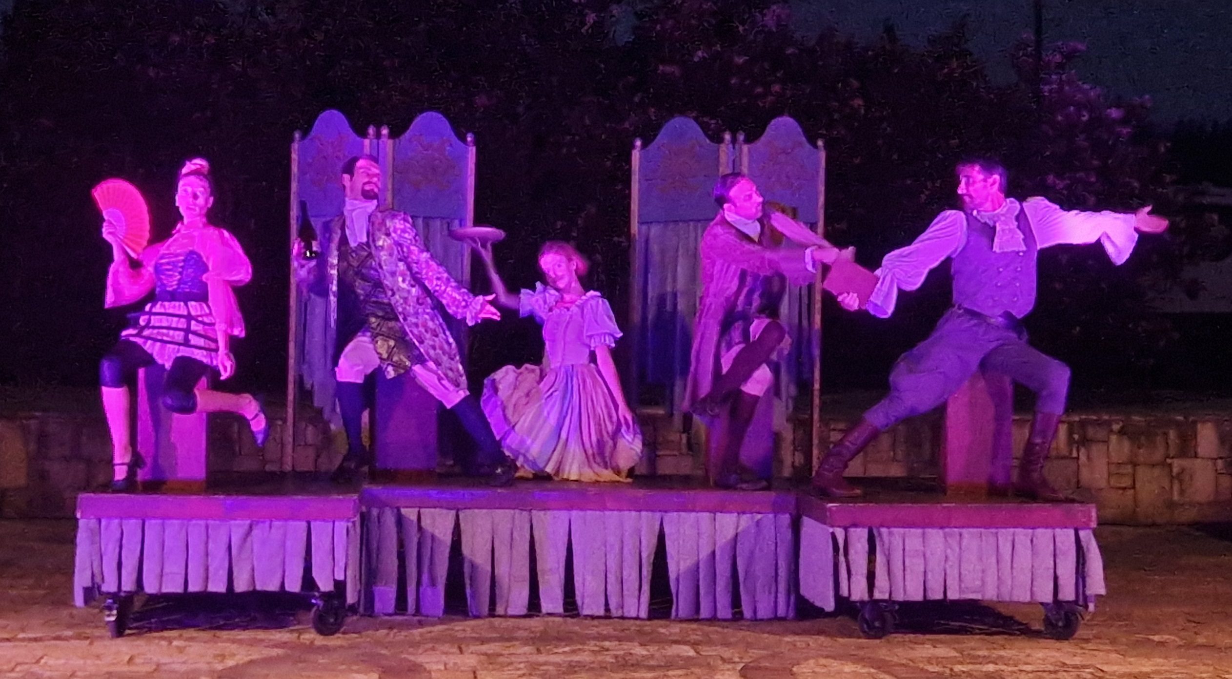 Η «Λοκαντιέρα» του Γκολντόνι σκόρπισε θεατρική μαγεία στο 13ο Φεστιβάλ Δήμου Πηνειού