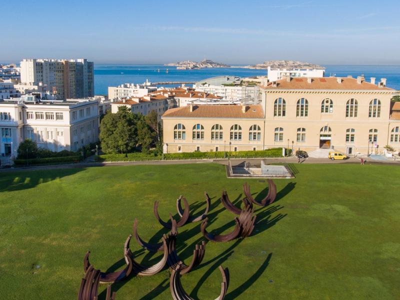 Επιστημονικό Άσυλο από πανεπιστήμιο στη Γαλλία: 300 Αμερικανοί ερευνητές ζητούν καταφύγιο