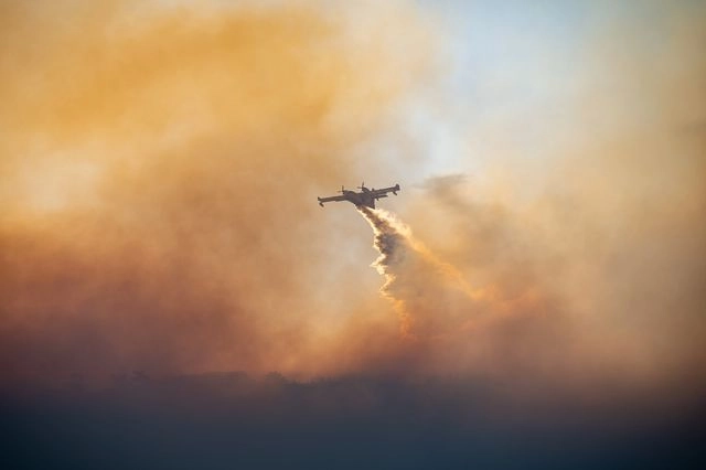 Φωτιά στη Χίο: Μάχη με διάσπαρτες εστίες και αναζωπυρώσεις – Στάχτη 60.000 στρέμματα γης