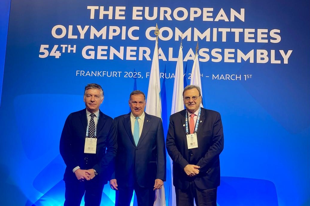 Ο Σ. Καπράλος συνεχίζει στην προεδρία των Ευρωπαϊκών Ο.Ε.