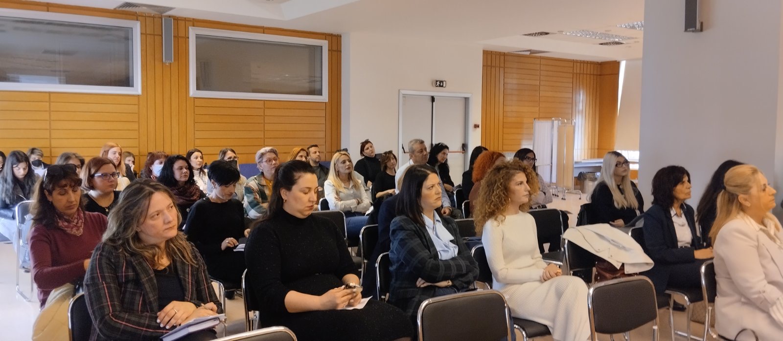 «Γέφυρες επικοινωνίας» στο Γ. Ν. Ηλείας