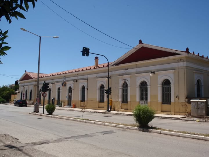 Όταν τα τρένα έπαψαν να σφυρίζουν