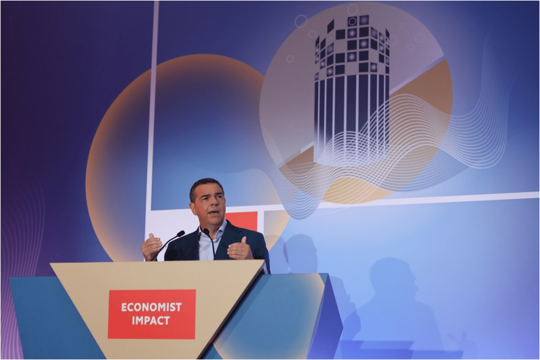 Αλέξης Τσίπρας: Οδηγούμαστε στα βράχια αν δεν αλλάξουμε ρότα