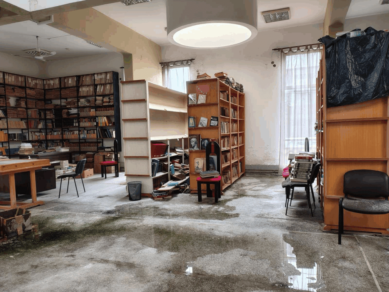 Σε εγκατάλειψη η Βιβλιοθήκη Αμαλιάδας