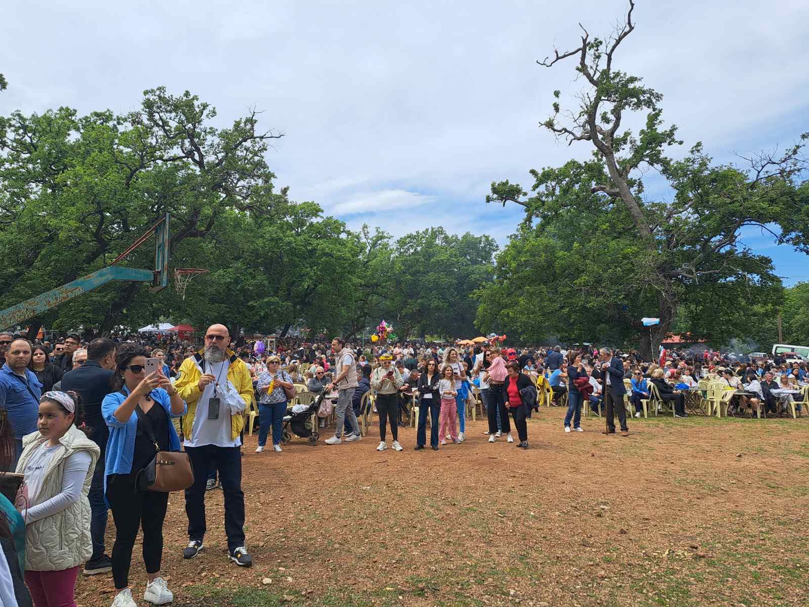 Ηλεία: Έπιασαν το Μάη στην εξοχή!