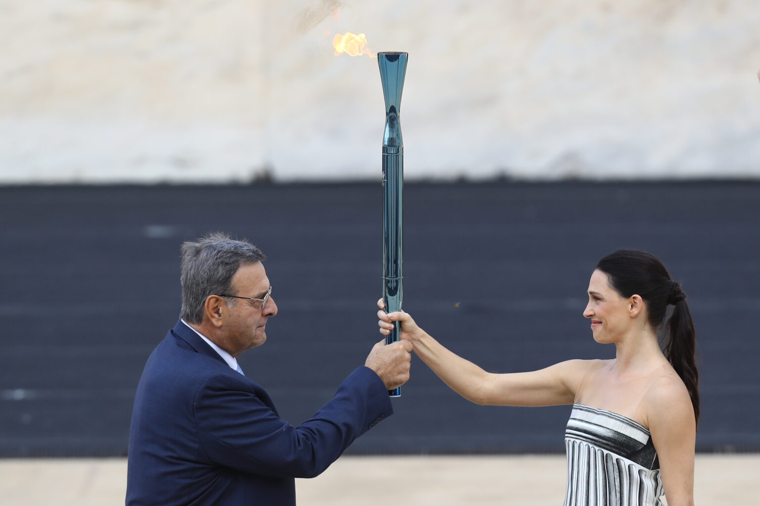 Η Ολυμπιακή Φλόγα ξεκίνησε από το Παναθηναϊκό Στάδιο το ταξίδι της για την Ιταλία