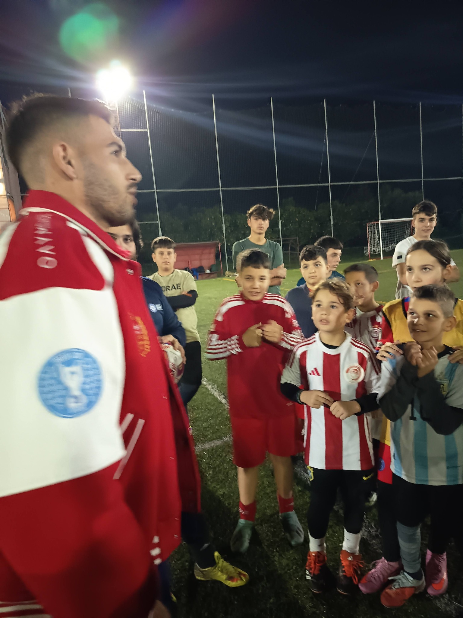 Επίσκεψη Καλογερόπουλου στην Σχολή Ποδοσφαίρου Ολυμπιακού Αμαλιάδας