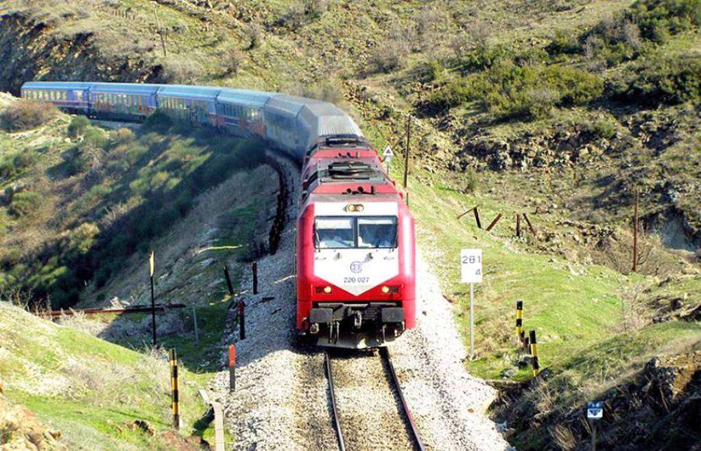 Hellenic Train: Τρένο σταμάτησε για να πάρει ορειβάτες που ζήτησαν βοήθεια