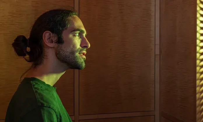 Ένα άβαταρ στο εξομολογητήριο: Από συμπονετικός μέχρι… μπανάλ και κοινότοπος