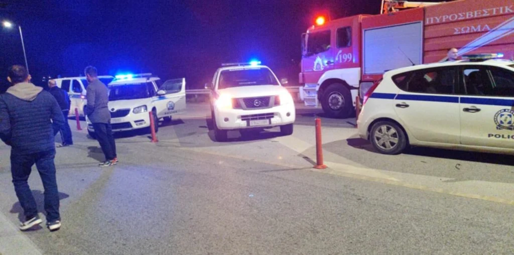 Ένας νεκρός σε τροχαίο στο Λάππα Αχαΐας – Δύο σοβαρά τραυματίες – Μικροεπεισόδια στο σημείο