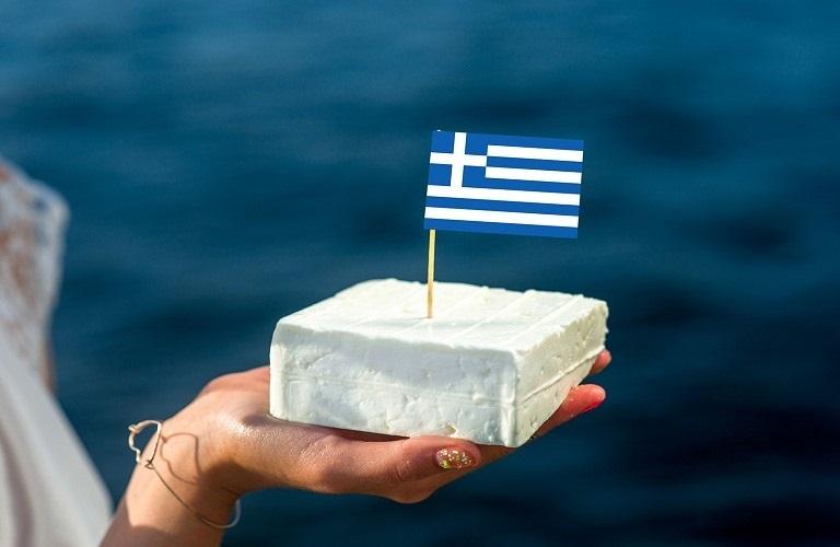Φέτα: Στο στόχαστρο των εμπορικών συμφωνιών ΗΠΑ – ΕΕ