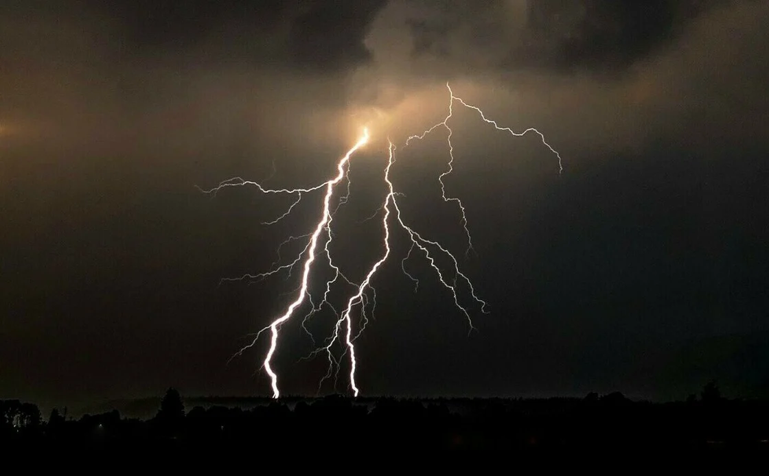 Καιρός – Τσατραφύλλιας: Έρχεται κρίσιμο 48ωρο με καταιγίδες, χαλαζοπτώσεις και χιόνια