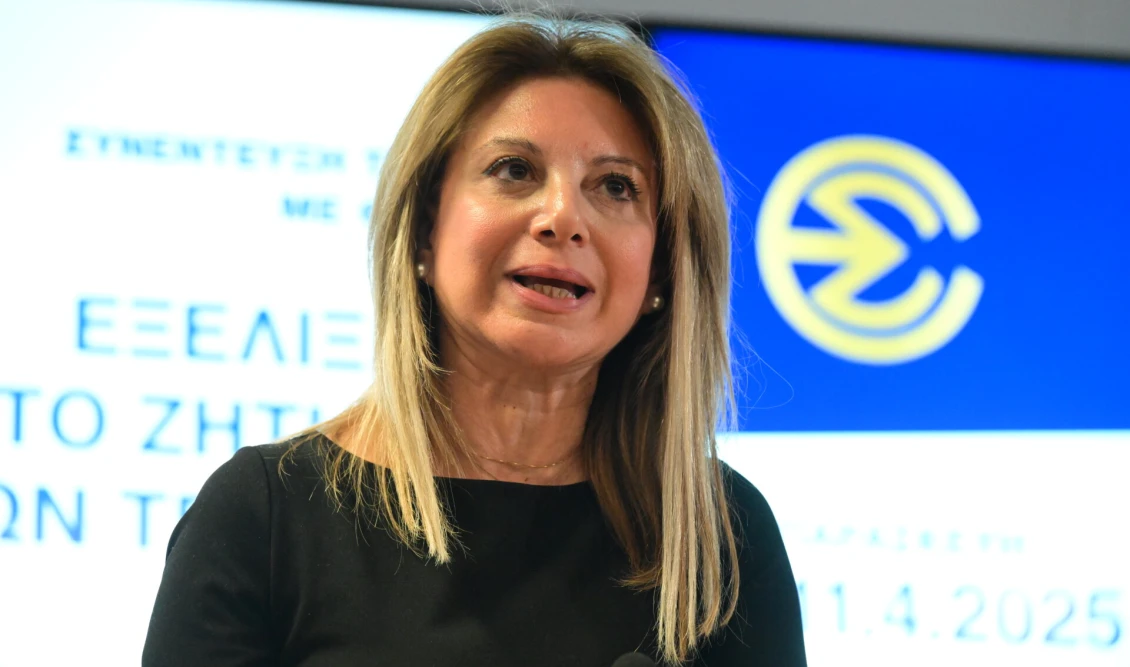 Συγγενείς θυμάτων των Τεμπών απέναντι στη Μαρία Καρυστιανού, που προετοιμάζεται για κόμμα