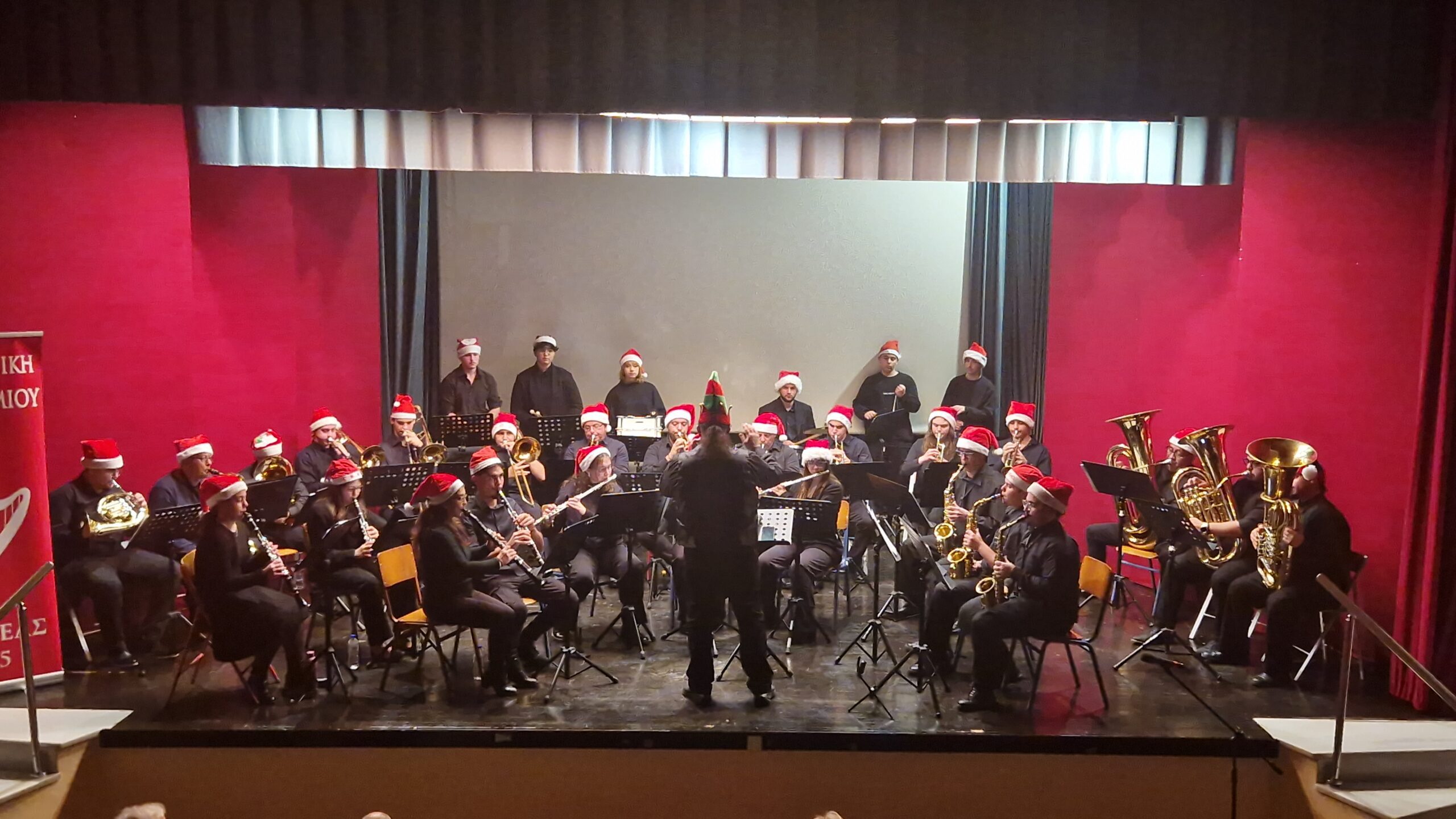 «Έλαμψε» ο «Ορφέας» στην χριστουγεννιάτικη συναυλία του στο Κουρβισιάνειο Πολιτιστικό Κέντρο Γαστούνης