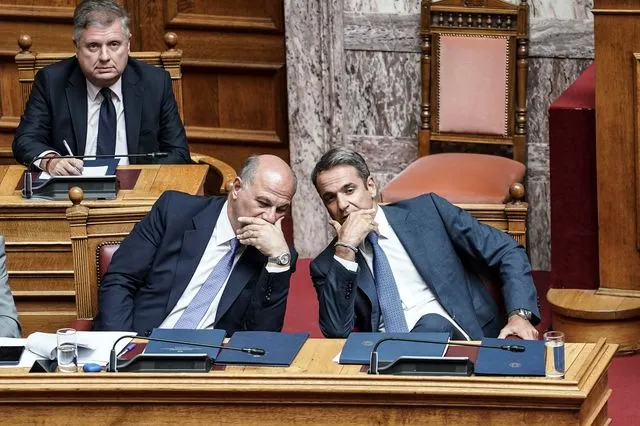 Η κυβέρνηση αντιμέτωπη με την οργή των αγροτών και των βουλευτών της