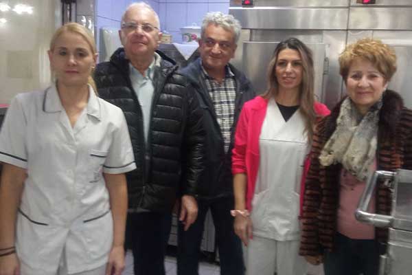 Αντιπροσωπεία του Δ.Σ. του Πολιτιστικού Συλλόγου Τραπεζικών Ν.Ηλείας επισκέφτηκε το Άσυλο Ανιάτων ”Νέα Βασιλειάς”