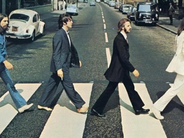 Σαν σήμερα, 30/12/70 με δικαστική απόφαση, μετά από αγωγή του Πολ Μακάρτνεϊ, διαλύονται οι Beatles