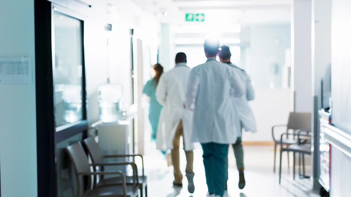 Γρίπη: Δύο παιδιά στη ΜΕΘ του Παίδων «Αγία Σοφία» – Διασωληνωμένος 3χρονος