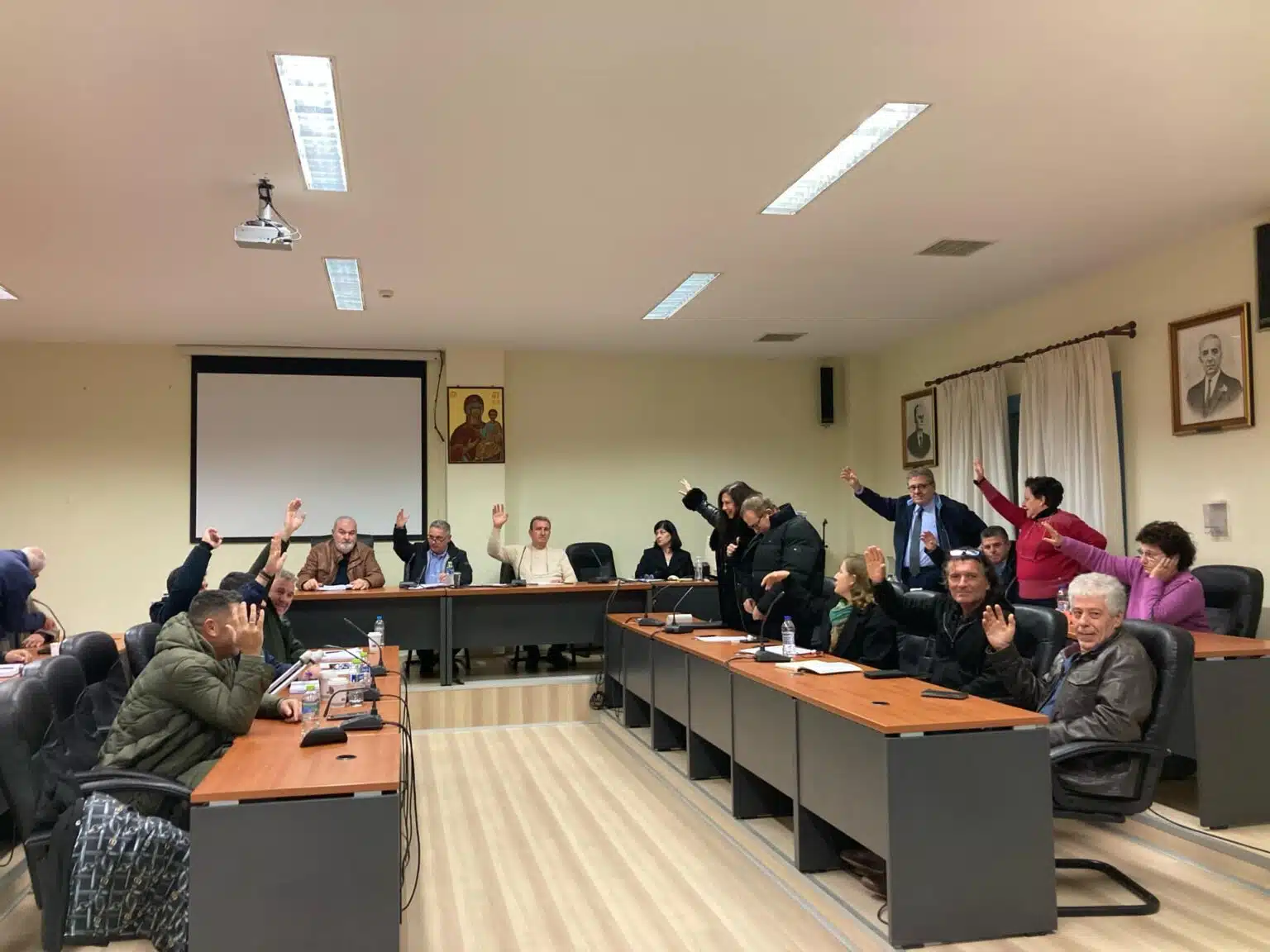 Ηχηρό «μπλόκο» στο λιγνιτωρυχείο Κυπαρισσίας [βίντεο]