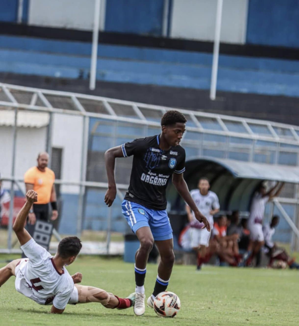 Στην Βάρδα ο Awaga Joshua Kokou