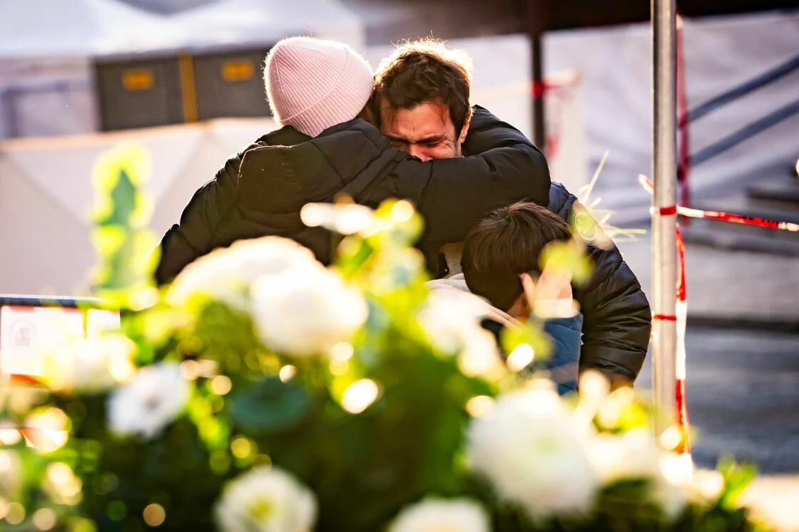 Πενθήμερο εθνικό πένθος στην Ελβετία για τους 40 νεκρούς του Crans Montana: Τα σενάρια που εξετάζονται για τη φωτιά