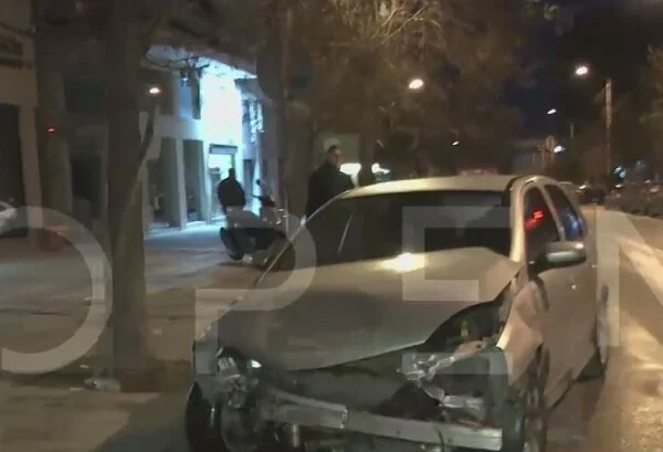 Νεαρή οδηγός παρέσυρε 15 αυτοκίνητα στη Θεσσαλονίκη