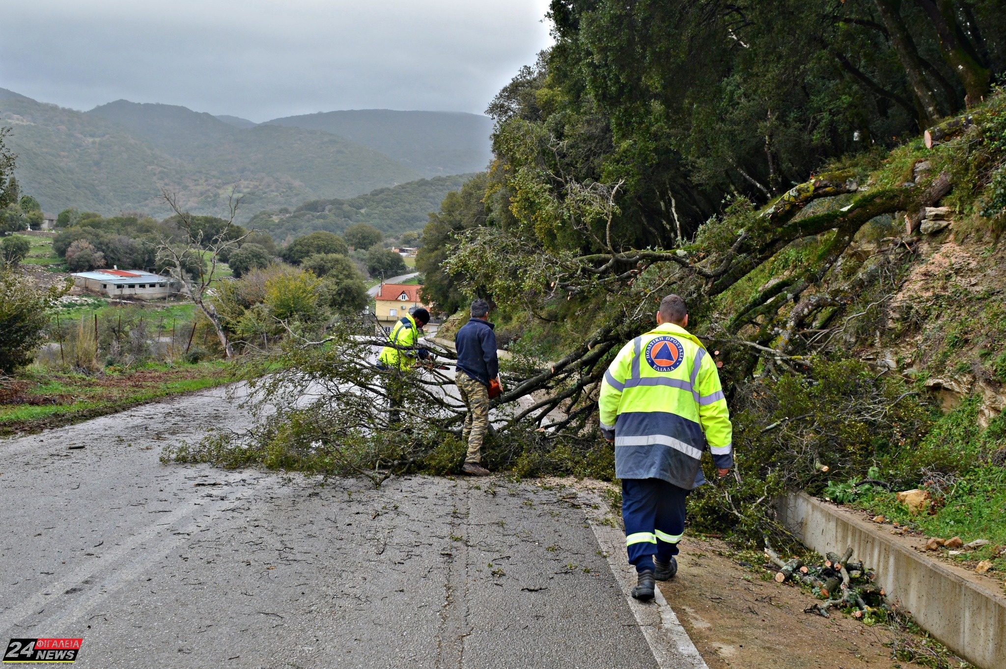Καταστροφές και μπλακ άουτ στα ορεινά της Φιγαλείας – Ζημιές σε σπίτια, δρόμους και υποδομές