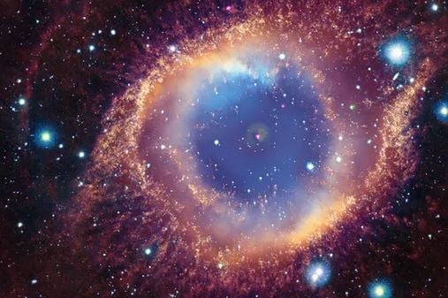 To James Webb εισέβαλε στο εμβληματικό Νεφέλωμα της Έλικας (βίντεο)