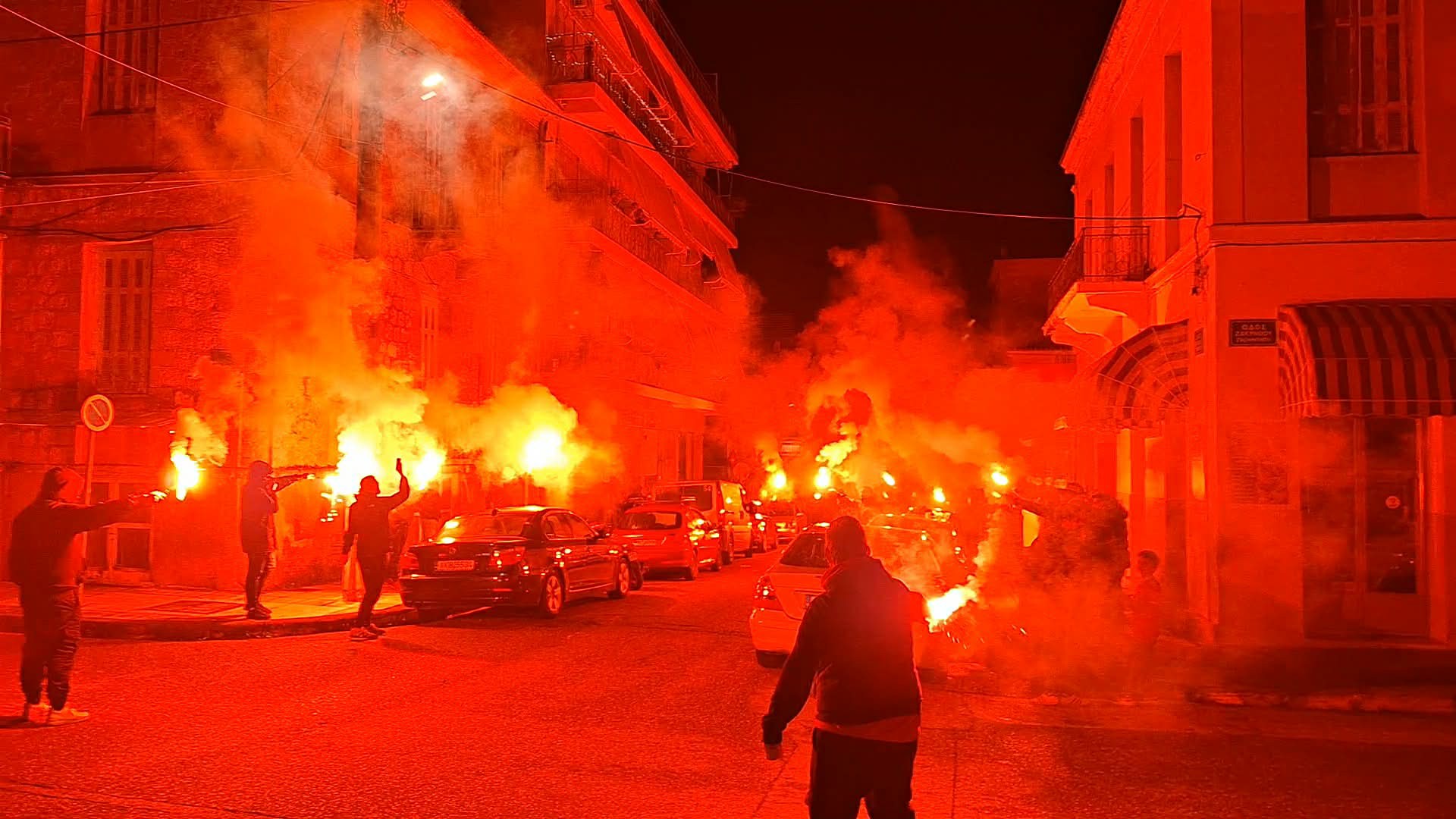 Red Boys: Εγκαίνια του νέου χώρου με… εντυπωσιακό pyroshow