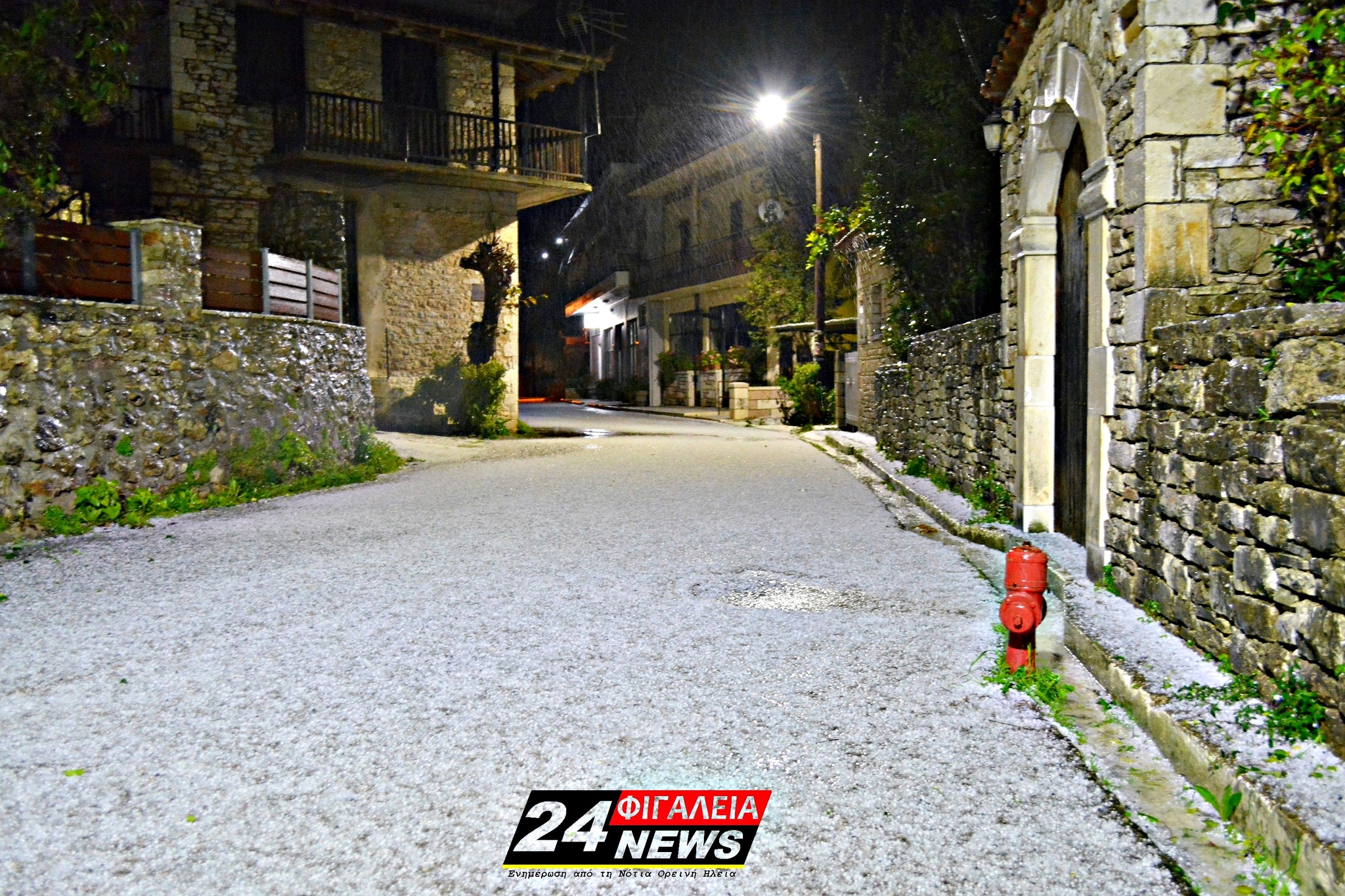 Δ.Ε. Φιγαλείας: Στα λευκά ξύπνησε η περιοχή εξαιτίας σφοδρής.. χαλαζόπτωσης