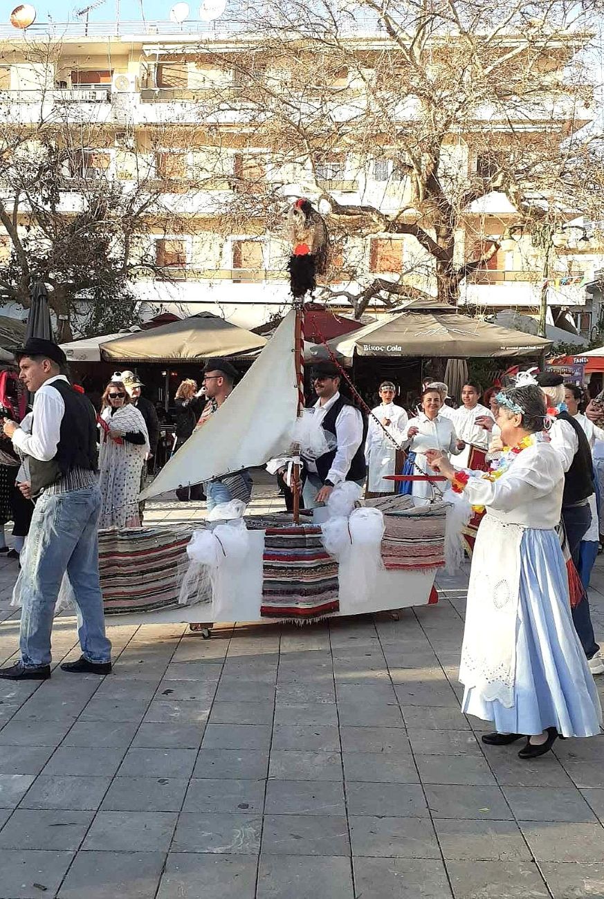 Με απόλυτη επιτυχία η αναβίωση των παραδοσιακών αποκριάτικων εθίμων στον Δήμο Ήλιδας