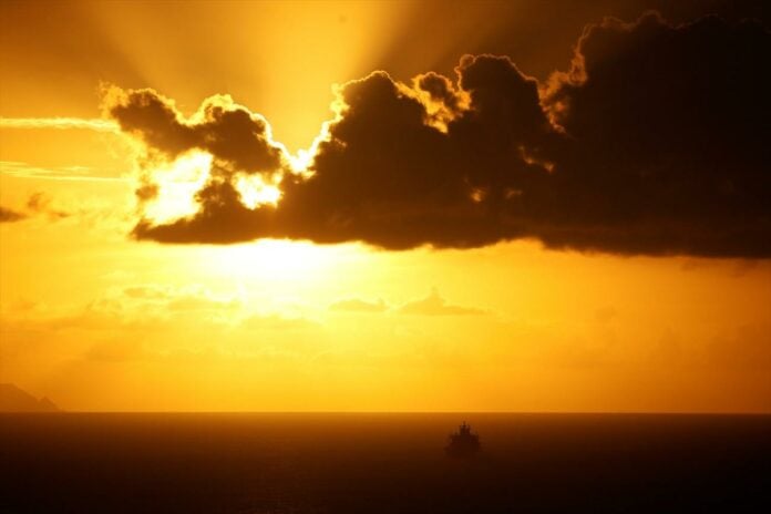 Η νέα αιτία σεισμών που ανακάλυψαν επιστήμονες: Μπορεί ο ήλιος να «ταρακουνήσει» τη Γη;