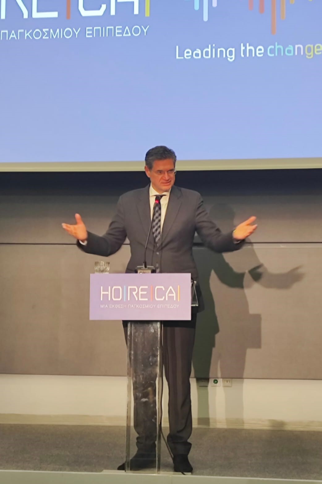 Δ. Καλαματιανός στη HORECA 2026: «Πυλώνες ανάπτυξης ο τουρισμός και η εστίαση»