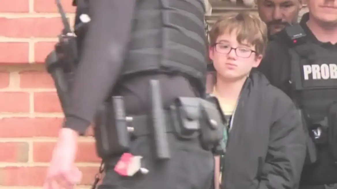 Θα δικαστεί σαν ενήλικος ο 11χρονος στις ΗΠΑ που εκτέλεσε τον θετό του πατέρα ενώ κοιμόταν επειδή του πήρε το Nintendo