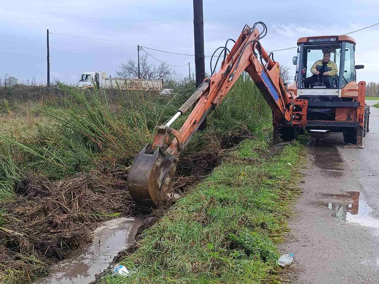 Δήμος Πύργου: Μάχη με τα πλημμυρικά φαινόμενα – Κλειστά σχολεία και ΚΔΑΠ την Παρασκευή