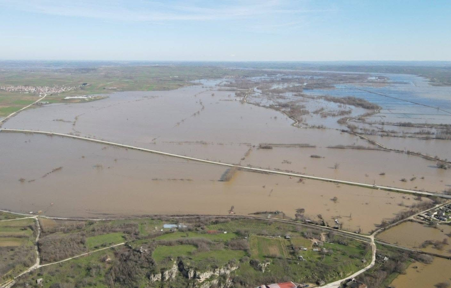 Απειλητική άνοδος του Έβρου: Πλημμύρισαν 60.000 στρέμματα στο Σουφλί