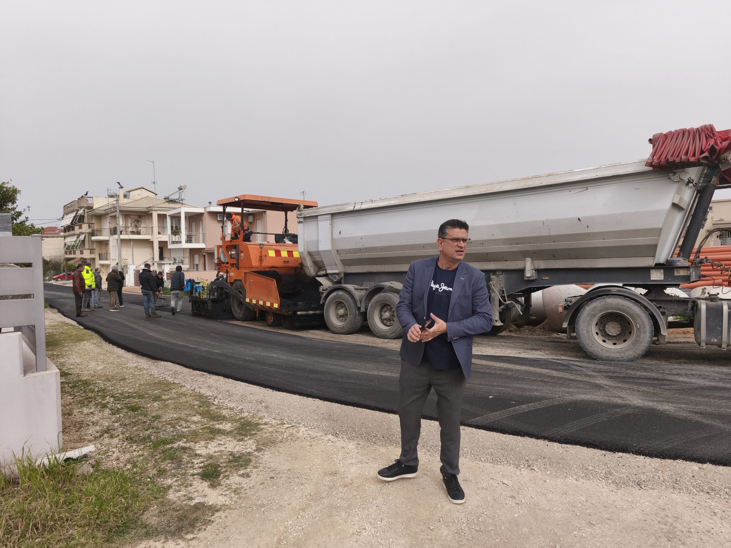 Σύγχρονο οδικό δίκτυο αποκτά η είσοδος της Βάρδας μετά από 30 χρόνια αναμονής